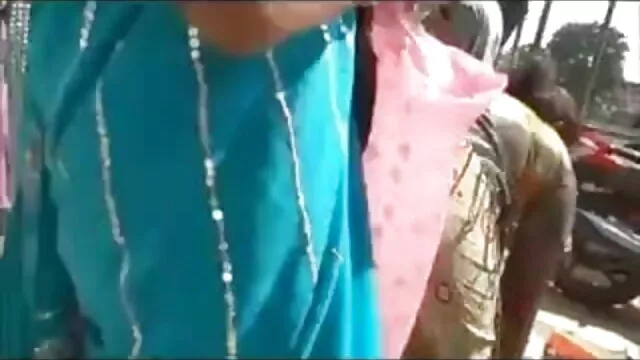 अपने सेक्सी बीएफ सेक्सी मूवी पैरों से प्यार करो