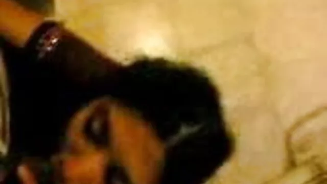 चेक लड़की उसे गधे में चांदी बीएफ सेक्सी मूवी वीडियो के खिलौने लेता है