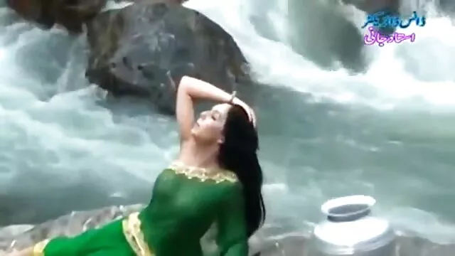 चुलबुला माँ एक दूसरे के साथ छेड़खानी सेक्सी बीएफ सेक्सी मूवी