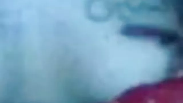 हॉट सनी देओल की बीएफ सेक्सी मूवी बेब में चमकदार bodysuit