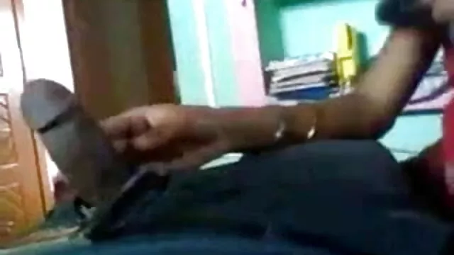 एकल किशोर सेक्सी बीएफ मूवी वीडियो उसे थरथानेवाला के साथ उसे की मालिश