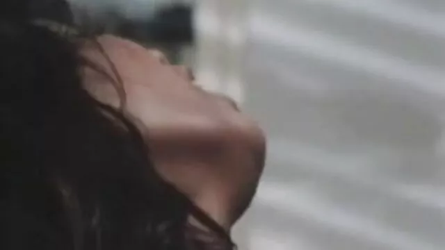 लाल बालों वाली बंद हो जाता है दोस्तों के कमरे सेक्सी बीएफ मूवी वीडियो में, जबकि पड़ोसियों देखो
