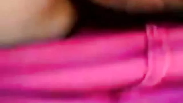 वसा गधा रेडबोन सवारी डिक जबकि आदमी काम पर बीएफ मूवी सेक्सी में है