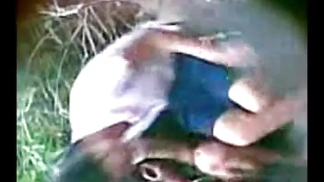टीएस सेक्सी मूवी बीएफ फिल्म विवियन ड्रेसिंग रूम में