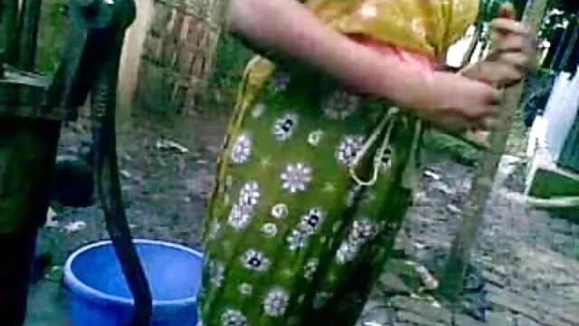 मेरी छाती पर बीएफ सेक्सी मूवी फिल्म एक बड़ा भार गोली मार और इसे खा