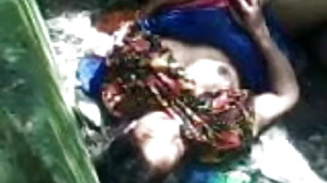 कुतिया बंद करो धूम्रपान बीएफ सेक्सी मूवी गर्म सुनहरे बालों वाली कार कार्रवाई में