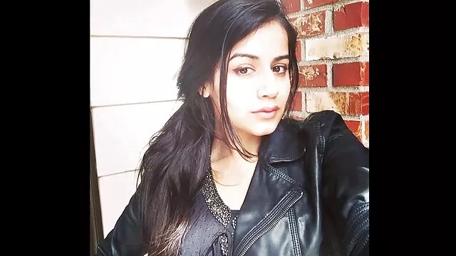 आनंद मिलता है डीपी एचडी मूवी बीएफ सेक्सी