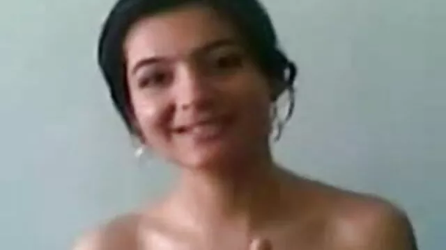सीधे आदमी बीएफ सेक्सी मूवी वीडियो कास्टिंग काउच पर गड़बड़ हो जाता है