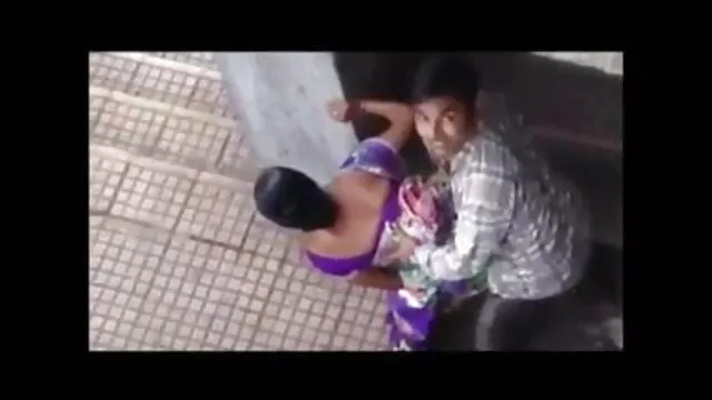 के साथ बट प्लग और उंगलियों सुपर सेक्सी मूवी बीएफ गीला