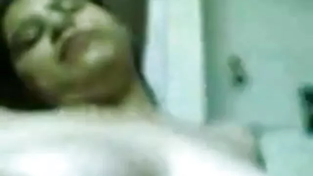 तेल से सेक्सी बीएफ हिंदी मूवी सना हुआ मुर्गा पर मुश्किल बेकार है