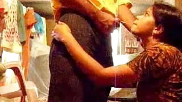 एमेच्योर श्यामला सेक्सी मूवी बीएफ सोफे पर गड़बड़