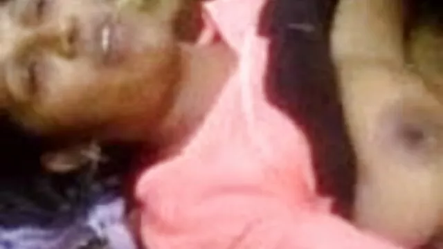श्यामला ग्लाइडर पर जंगली हो जाता बीएफ ओपन सेक्सी मूवी है