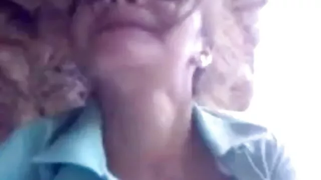 आकर्षक Chiara सेक्सी बीएफ मूवी दिखा